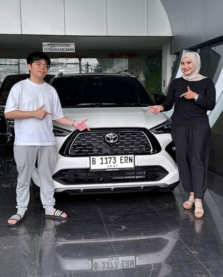 sales-toyota-pondok-cabe2