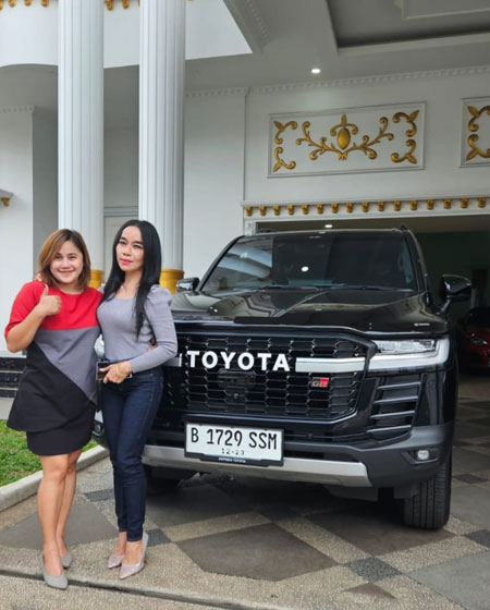 sales-toyota-pondok-cabe7